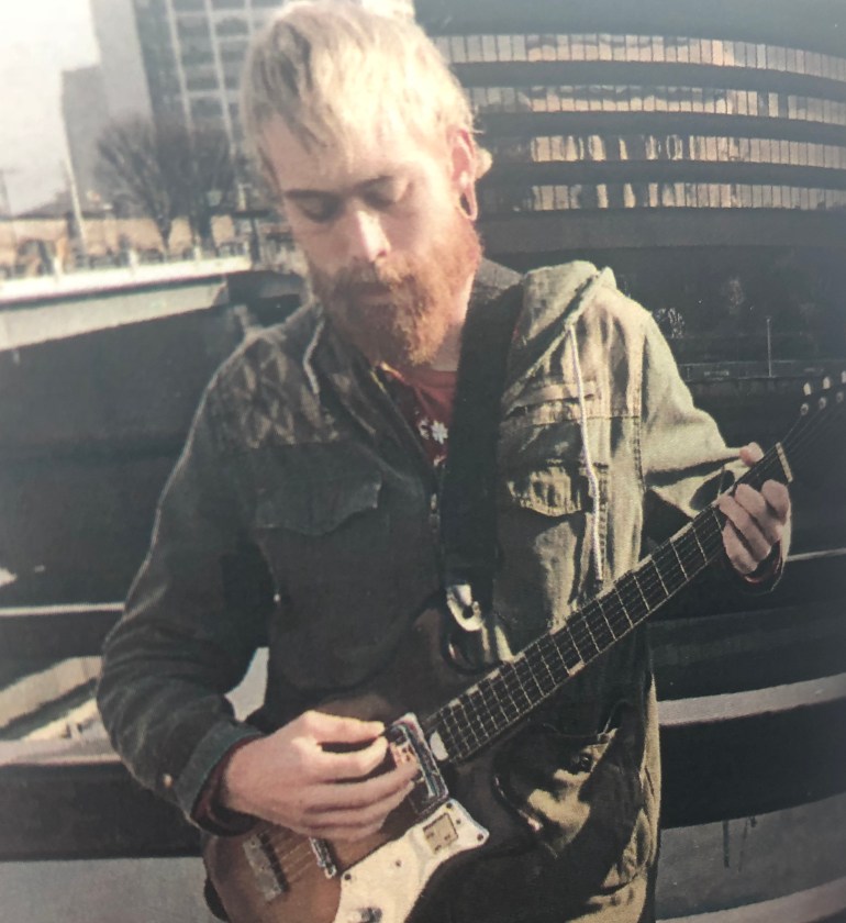 409E5A95-39DB-46F5-AB72-CAF456207B93